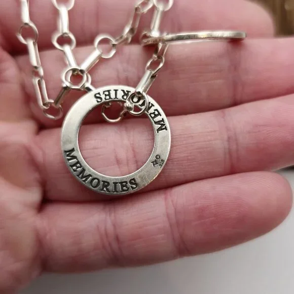 7 Inch Sterling Silver Friendship Memories Charms Bracelet A910 - Picture 4 of 8